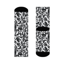 Load image into Gallery viewer, Crew Socks