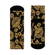 Load image into Gallery viewer, Crew Socks
