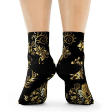 Load image into Gallery viewer, Crew Socks
