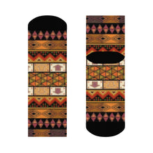 Load image into Gallery viewer, Crew Socks