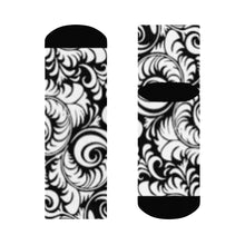 Load image into Gallery viewer, Crew Socks