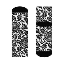 Load image into Gallery viewer, Crew Socks