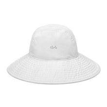 Load image into Gallery viewer, Wide brim bucket hat